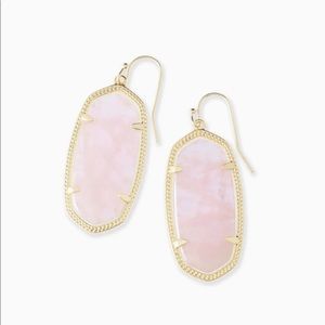 NEW IN BOX Kendra Scott Elle Gold Drop Earrings In Rose Quartz